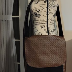 Large Brown weave Crossbody bag